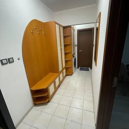 Iztochen Blvd, Free Parking Apartman